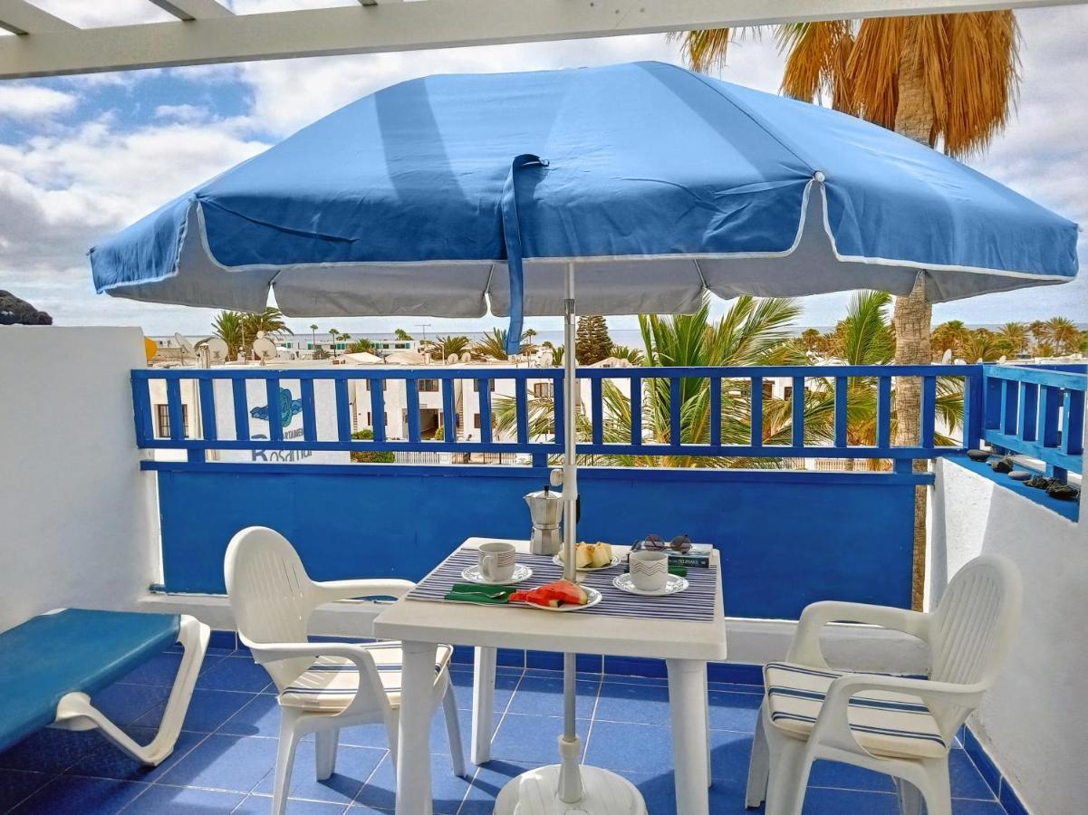 Appartement Aguazul - A Pie De Piscina Y Vistas Al Mar à Puerto del Carmen  Extérieur photo