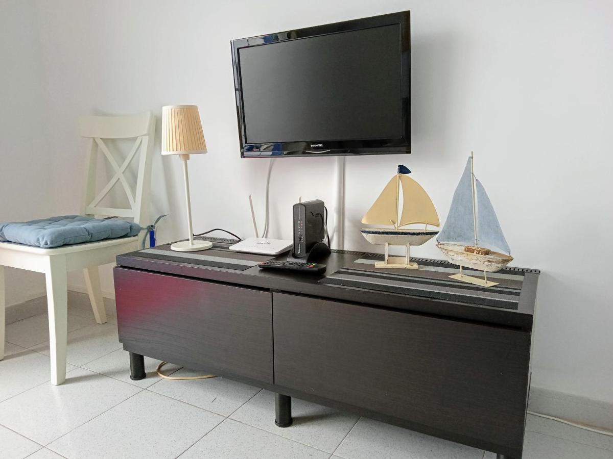 Appartement Aguazul - A Pie De Piscina Y Vistas Al Mar à Puerto del Carmen  Extérieur photo